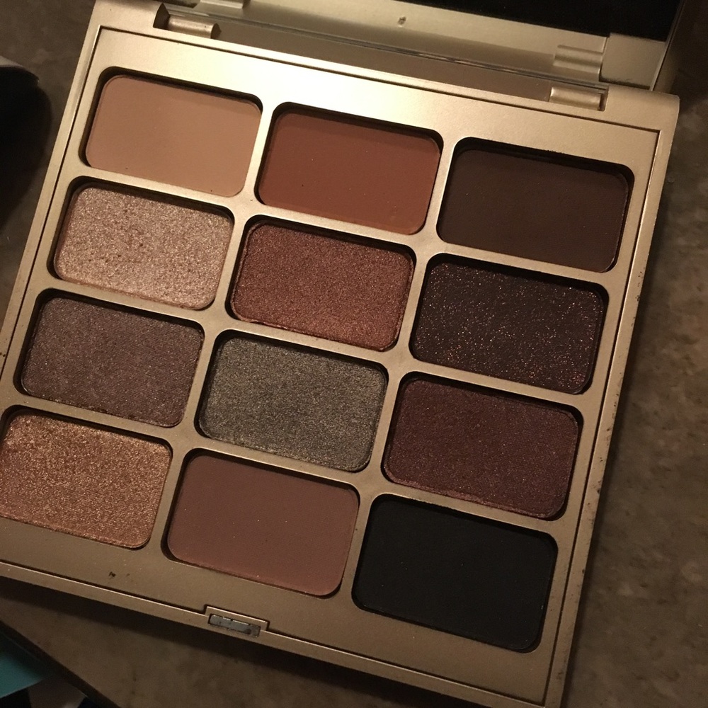 2️⃣DAYONLY❗️Stila Eyes Window Shadow Palette
